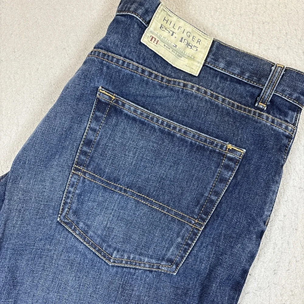 TOMMY HILFIGER Classic Fit Boot Cut Medium Wash Cotton Denim Blue Jeans 42X30